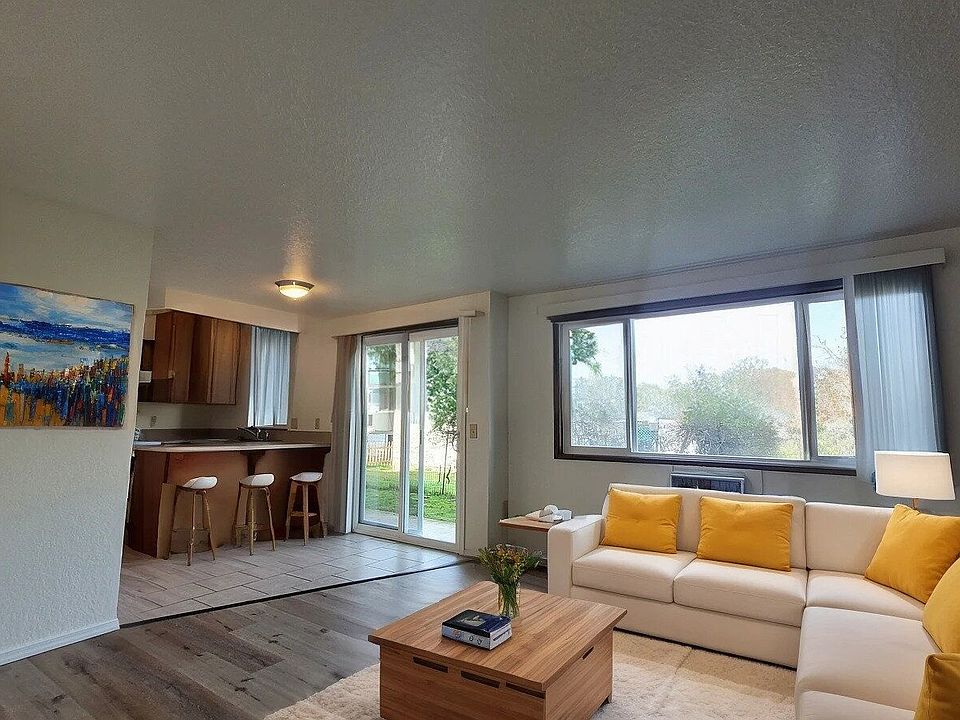 1st image of 146 Atkinson Ct #25