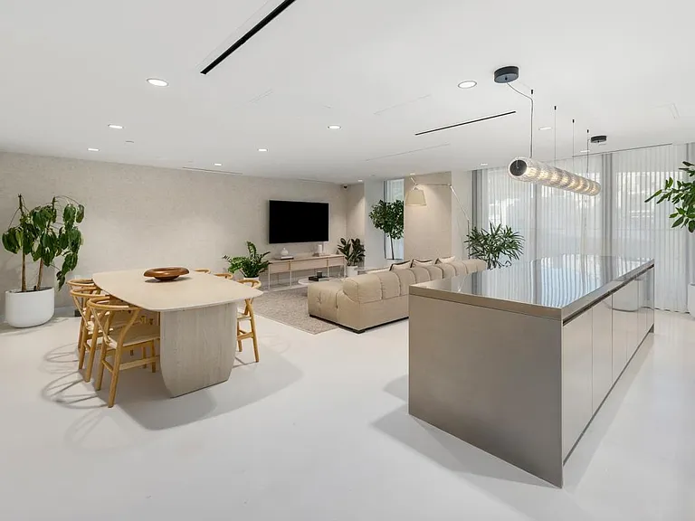 1033 Nelson St #5302 — Photo 34