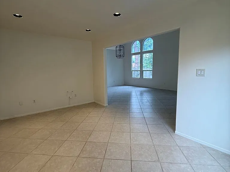 8715 Beau Maison Way — Photo 5