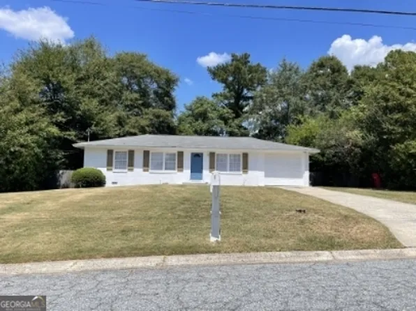 1595 Winston Dr, Macon, GA 31206