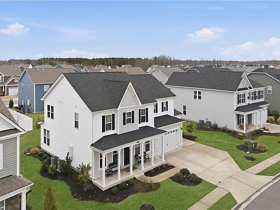 4th image of 1892 Bancroft Rd