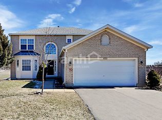 1035 Stephen Ct, Aurora, IL 60502