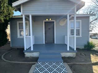 801 Water St, Bakersfield, CA 93305
