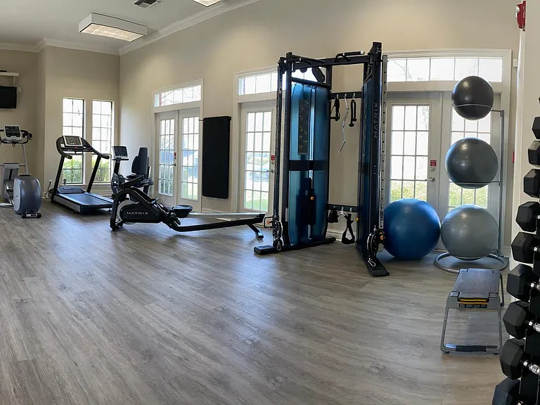 Mandeville Lake — Photo 19