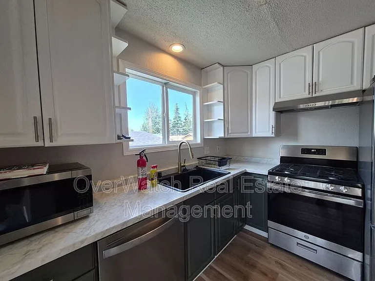 8331 E 6th Ave #A — Photo 3