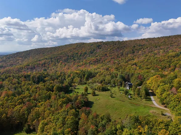 316 Molly Road, Cabot, VT 05647