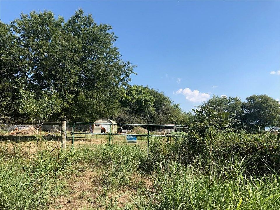 2nd image of 9742 County Road 307
