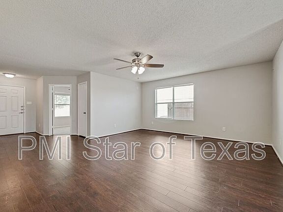 5th image of 2061 Bliss Rd