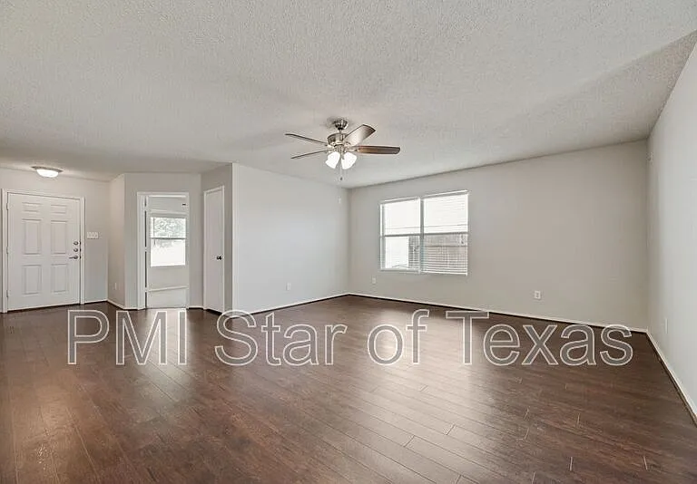 2061 Bliss Rd — Photo 5