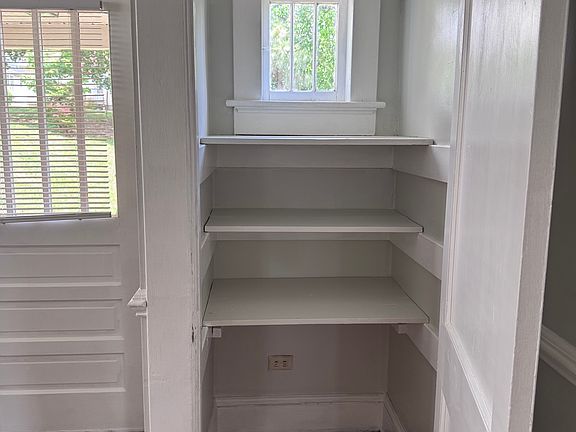 3rd image of 310 Kenyon St