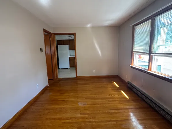 53 Pardee St Unit 2, Bristol, CT 06010