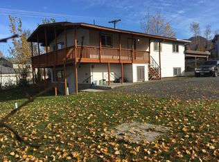 16920 Kantishna Dr #B, Eagle River, AK 99577