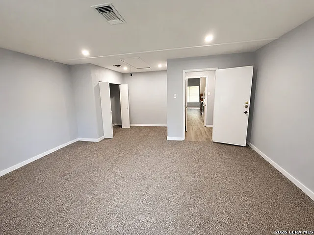 4 bed, 2.0 bath, 1857 sqft, $1,850 — Photo 3