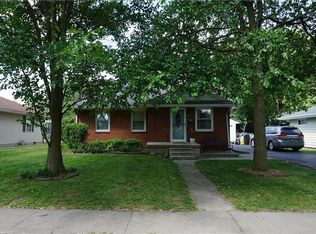 3108 Oak Ave, Mattoon, IL 61938