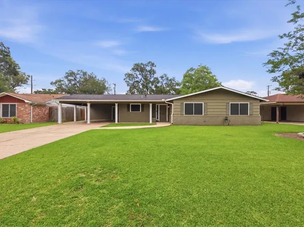 1570 Crawford St, Beaumont, TX 77706