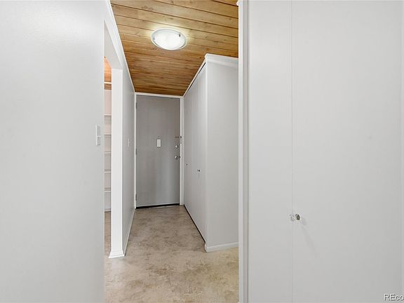 5th image of 655 S Clinton Street #4B