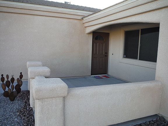 4th image of 2440 Clarke Dr