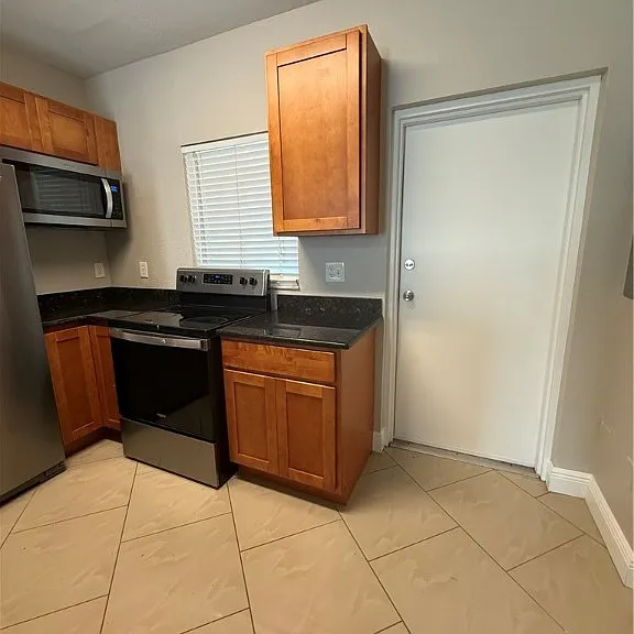 8555 Bernwood Cove Loop #103 — Photo 7