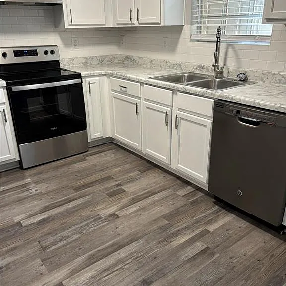 5739 Windfall Ln — Photo 11