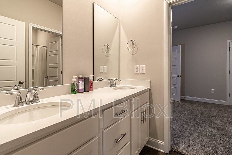 1st image of 12253 Savannah Cir