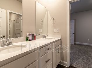 12253 Savannah Cir, Ocean Springs, MS 39564