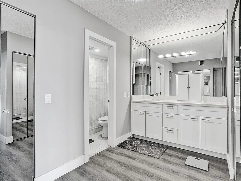 3701 N Country Club Dr #605 — Photo 8