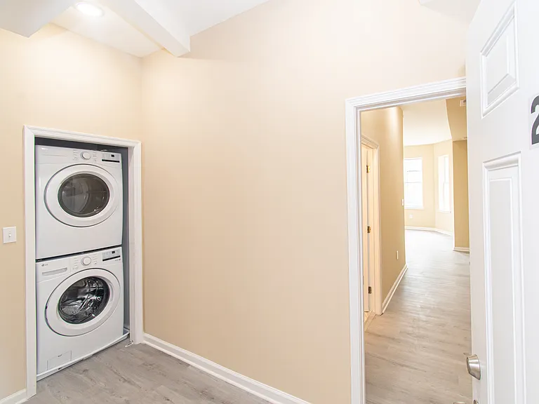 2027 McCulloh St #2 — Photo 1