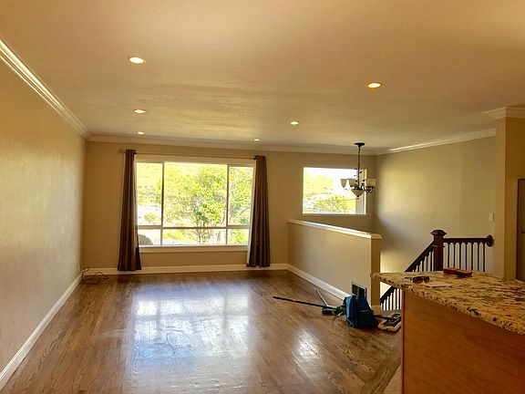 3rd image of 419 Beech Ave