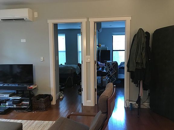 2nd image of 2265 41st St APT 1R