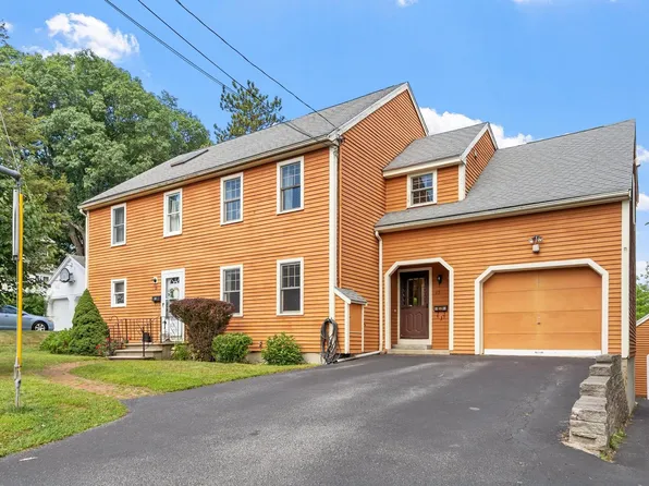 13 Acorn St #13, Haverhill, MA 01832