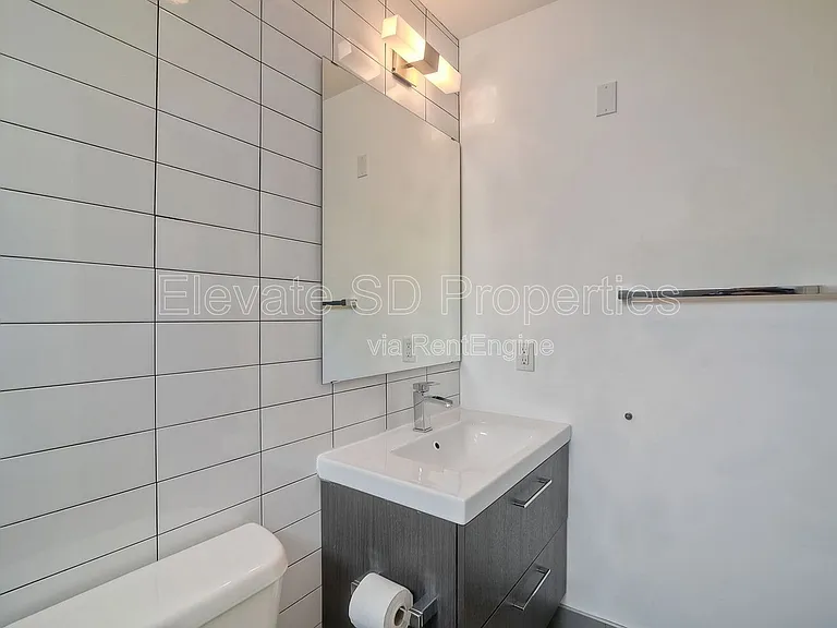 1965 Columbia St #6 — Photo 9