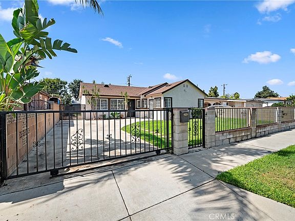 2nd image of 10152 Alpaca St