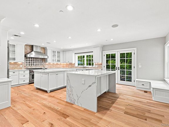 3rd image of 38 Lincoln Avenue