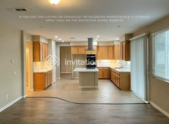 5th image of 7113 Tiara Ave