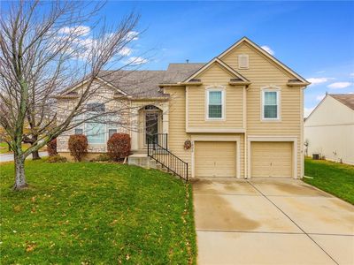 1805 W Fredrickson Cir, Olathe, KS, 66061