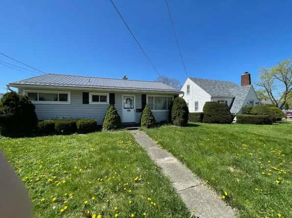 1202 Madison Ave #9, Warren, PA 16365