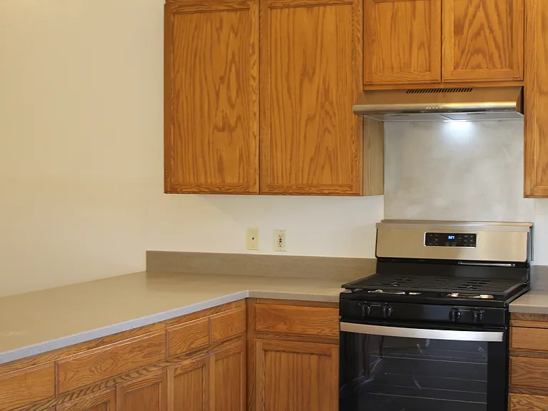 533 Central Ave #B — Photo 5