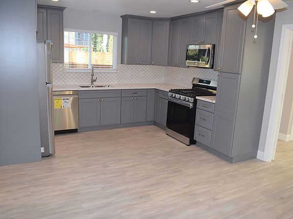 3rd image of 1414 54th St