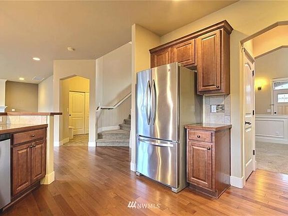 4th image of 20530 95th Avenue Ct E