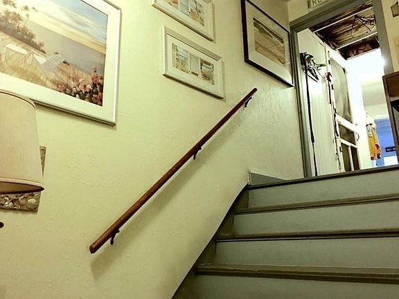 3rd image of 157 Nantasket Ave #1