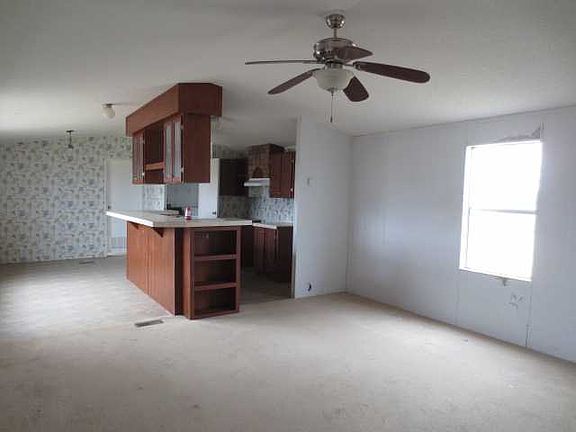 2nd image of 131 Everett Dr
