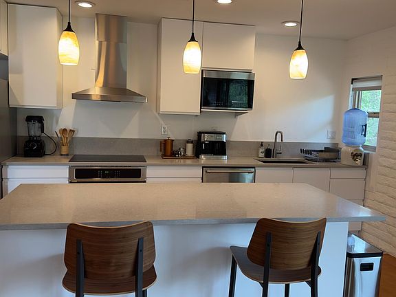 Kitchen with brand new appliances