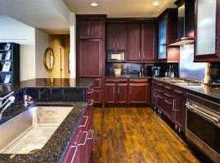 708 Sycamore Pl, Columbus, OH 43206