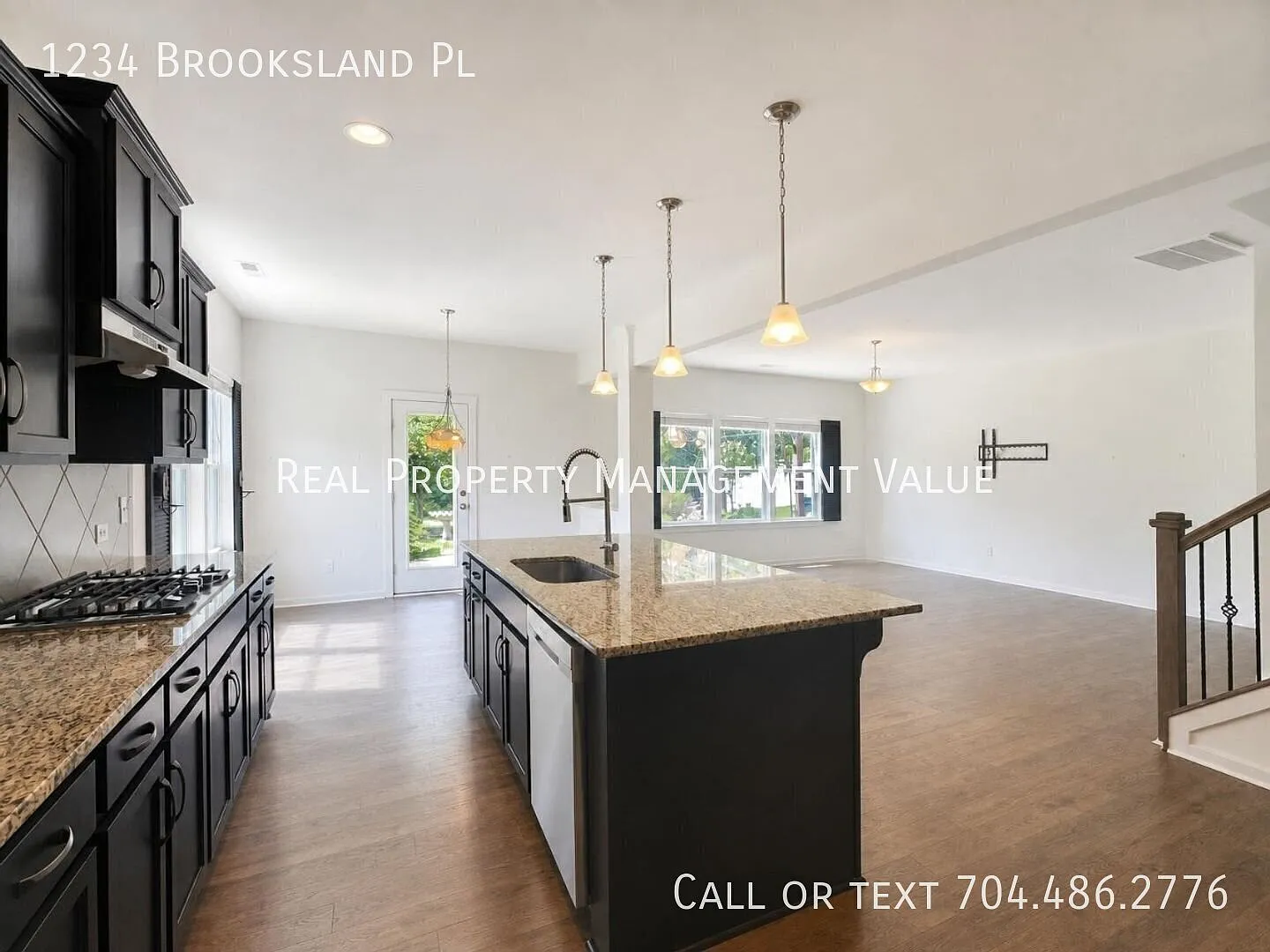 Spacious 4-Bedroom Waxhaw Home with Loft, Office and Community Pool — Photo 3