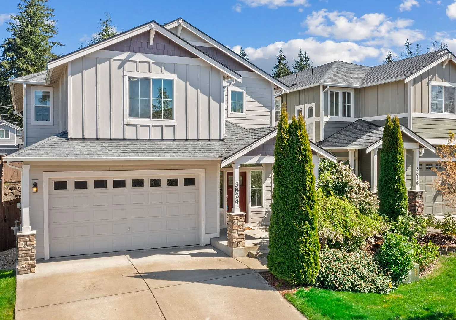 Spacious Two-story in the Freestone at Bayside — Photo 1