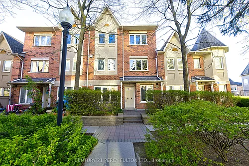 28 Rosebank Dr #907 Photo 1