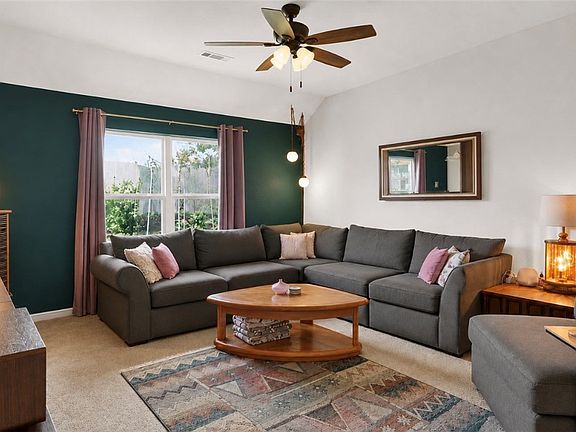 2nd image of 1301 E Ridge View Dr