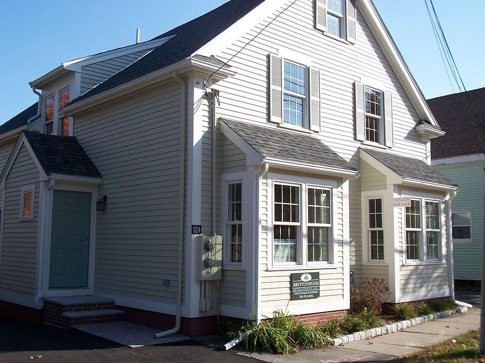 1st image of 524 Merrimac St