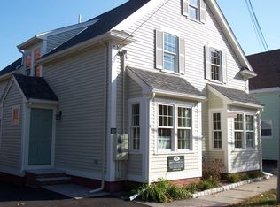 524 Merrimac St, Newburyport, MA 01950