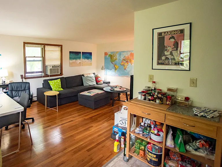State Street Apartments — Photo 14